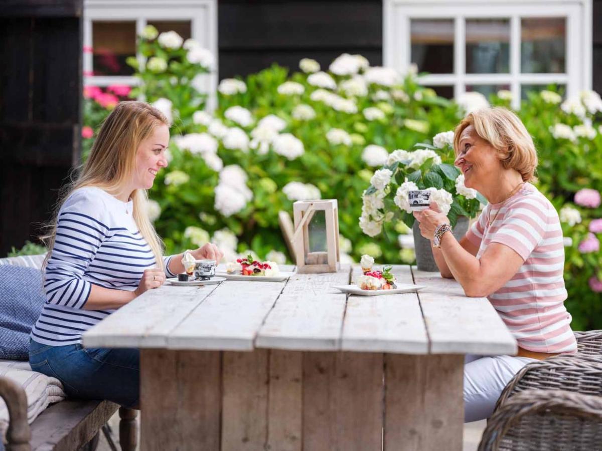 Herberg De Lingehoeve Oosterwijk Bagian luar foto