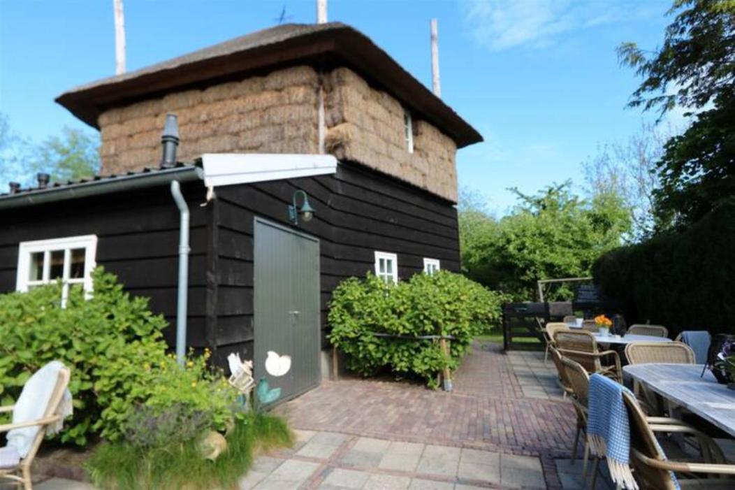 Herberg De Lingehoeve Oosterwijk Bagian luar foto
