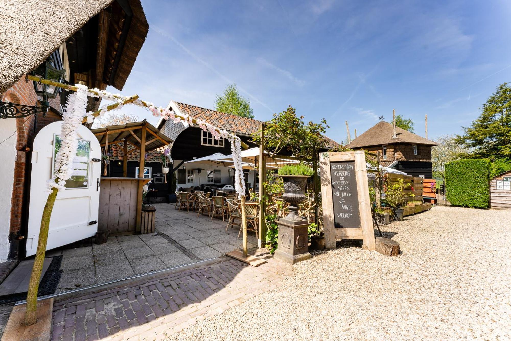 Herberg De Lingehoeve Oosterwijk Bagian luar foto